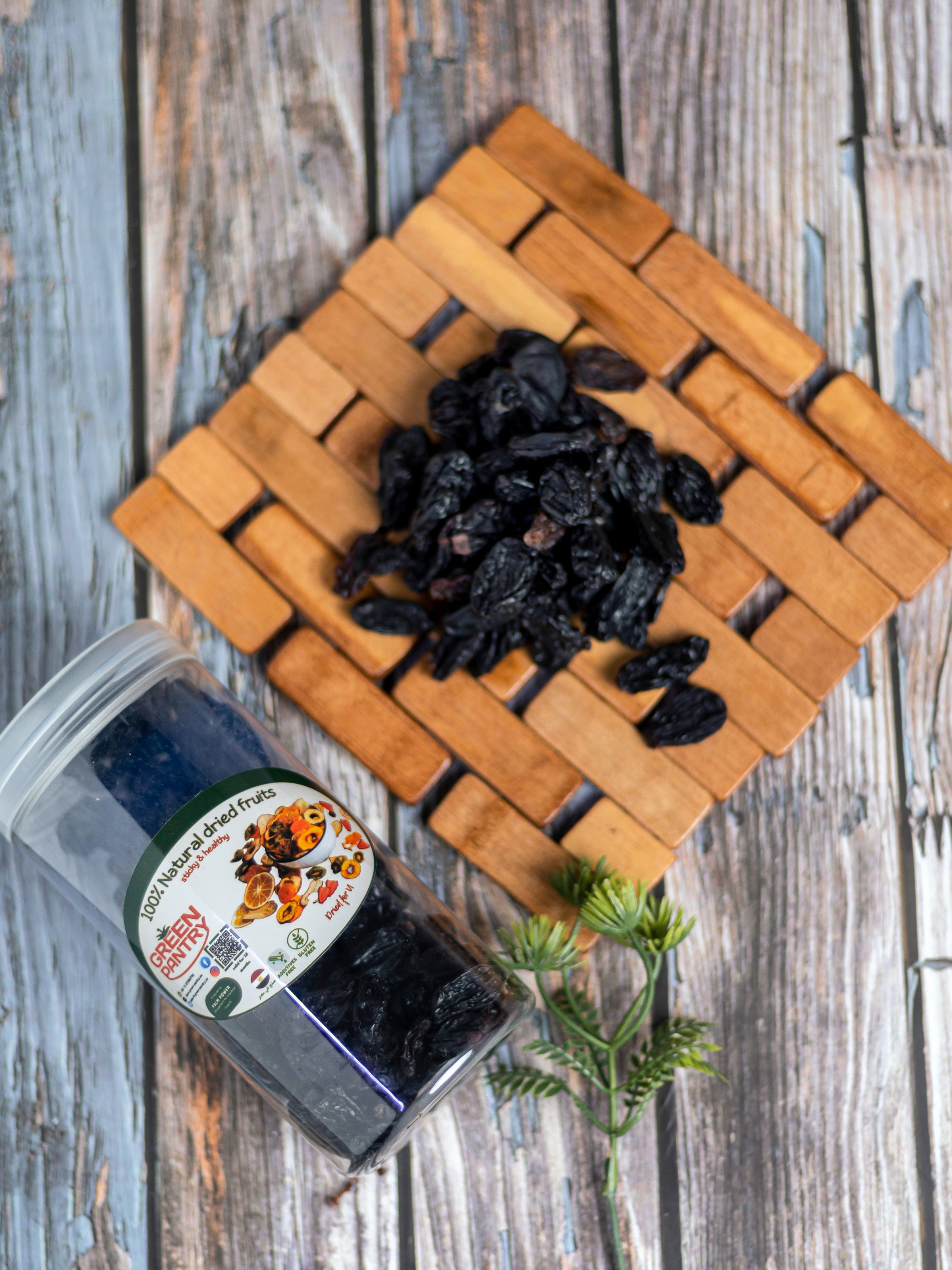 عنب بلاك مجفف