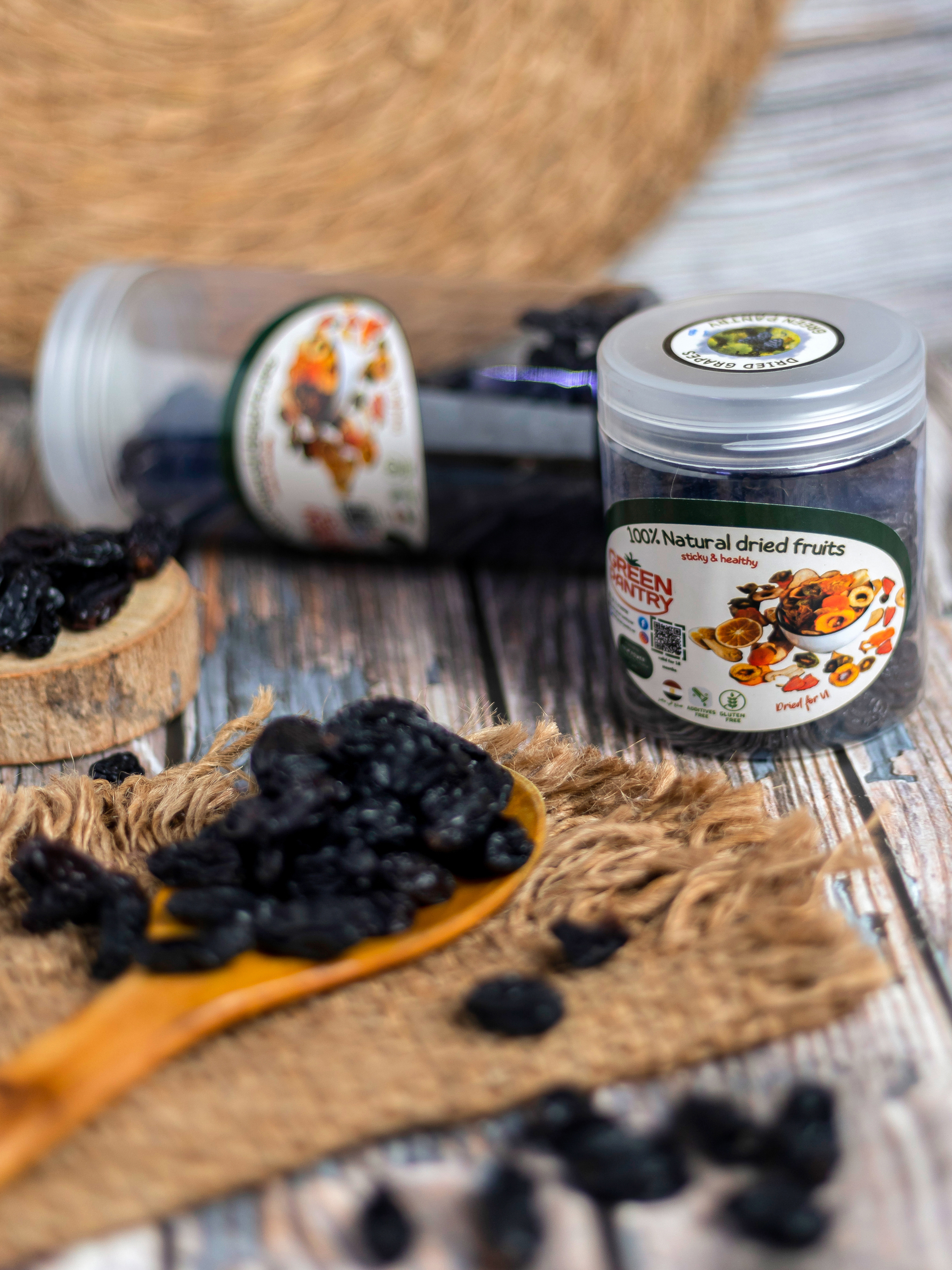 عنب بلاك مجفف